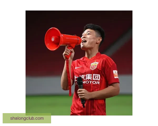中超再迎武磊昔日战友欧冠极速飞翼强势来投加盟重庆铜梁龙助阵力